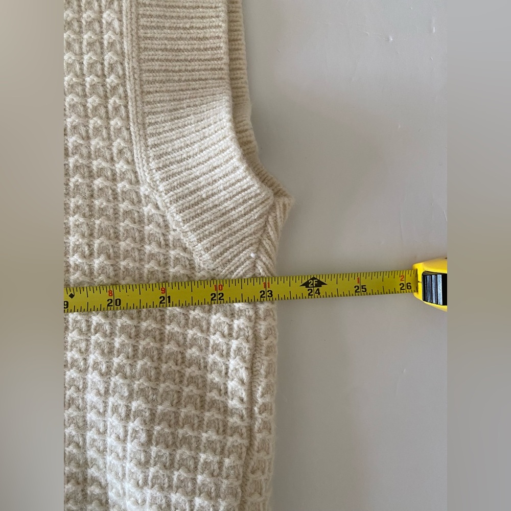 Wanger Women’s Knit Wool Sleeveless Pullover Sweater Vest Size M Oversized Fit - Picture 6 of 8